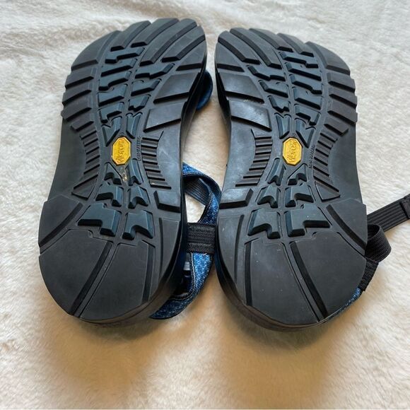 Chaco Loop Toe Blue Tone Sandals Size 12 - Picture 8 of 8